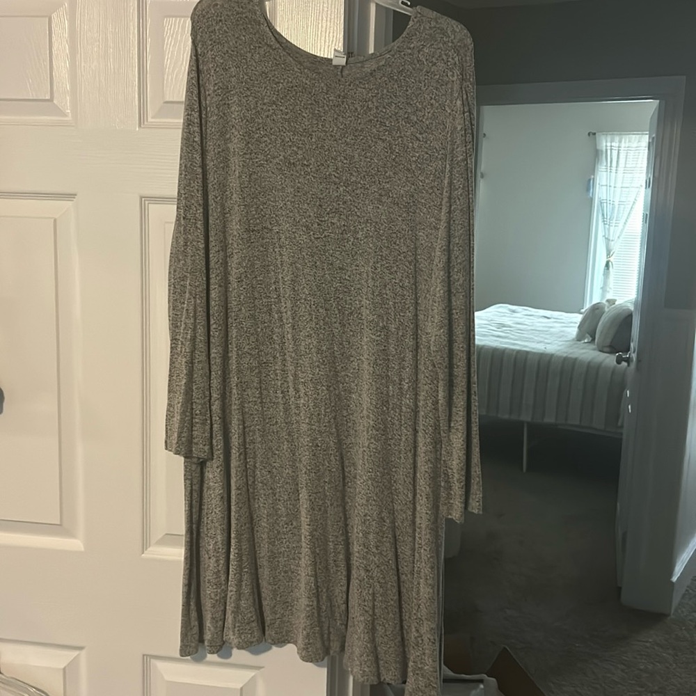 Women’s dress